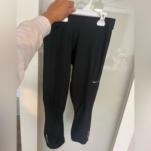 Nike dry fit workout capri